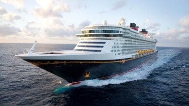 Disney extiende la suspensión de sus cruceros hasta finales de Marzo