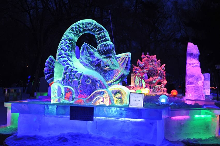 China ya esta disfrutando de su espectacular Festival de Esculturas de Nieve y Hielo, en Harbin