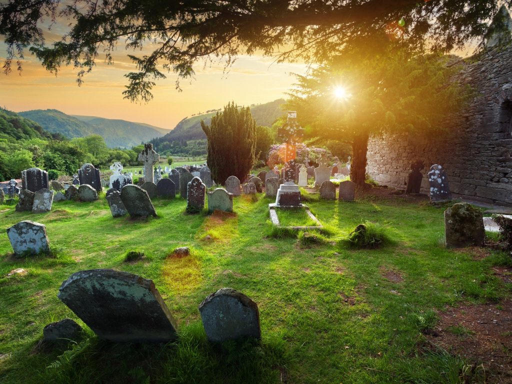 image irlanda glendalough monastic site cr getty