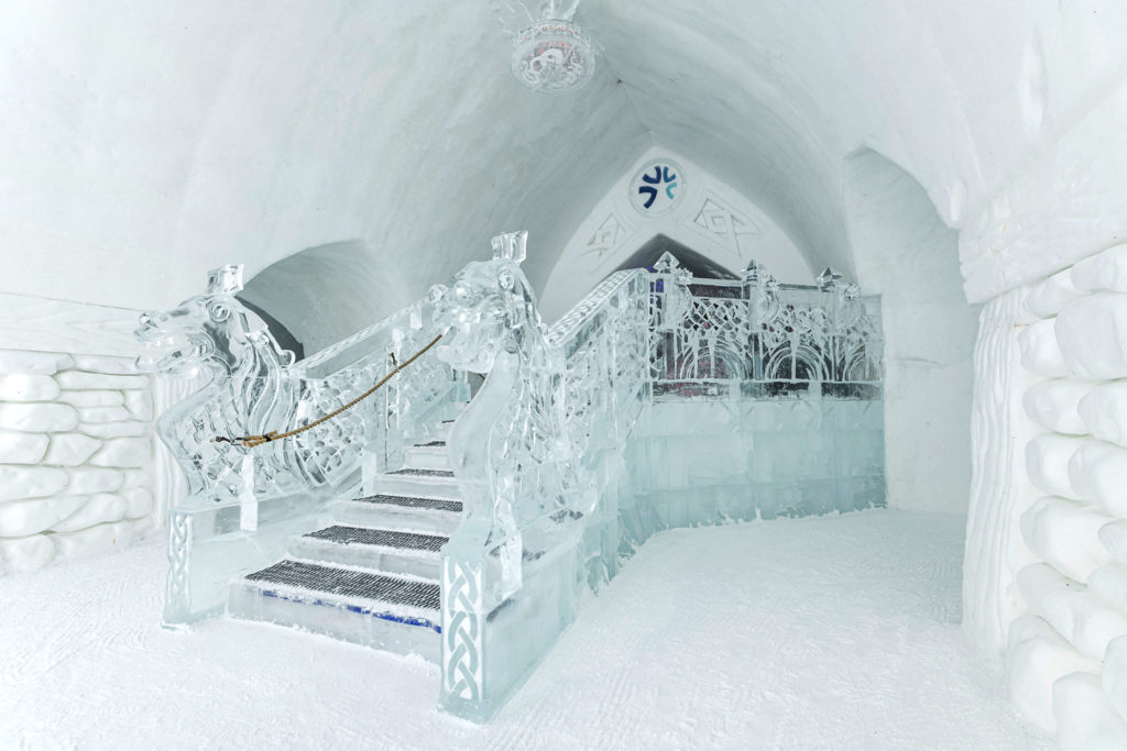 HOTEL DE GLACE ICE HOTEL