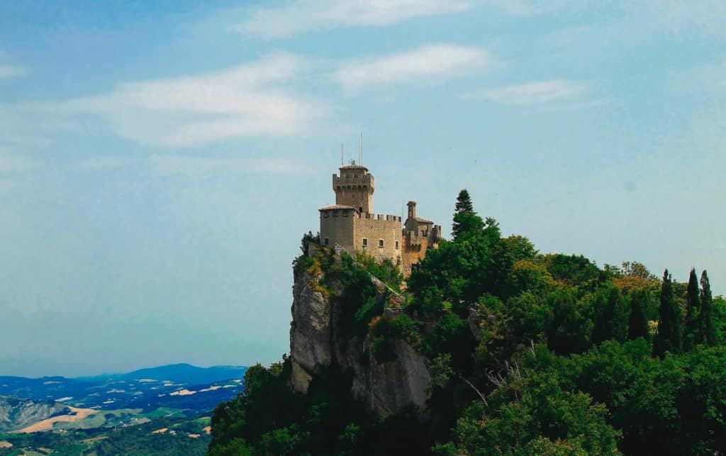 image San Marino irene vechorek kxqSz8DcIH8 unsplash 1