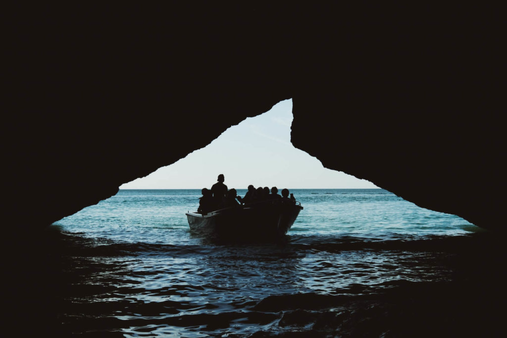 image Cueva de Benagil kelly gastigar h0EOEnZtB58 unsplash 1