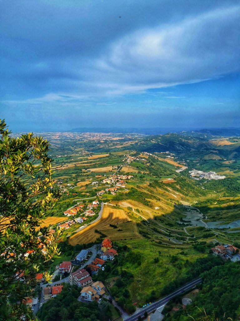 image San Marino nicole maelle gPgsRyZFiQQ unsplash 1