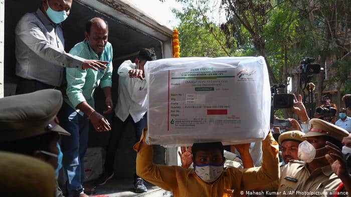 India dio comienzo a una de las campañas de vacunación más grandes del mundo