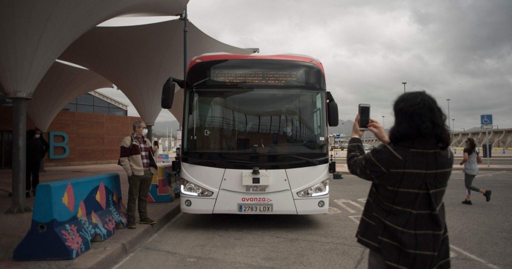 image autobús sin conductor Bus sin conductor 2