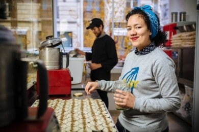 Francia celebra la apertura de su primera tienda de quesos veganos se llama Jay & Joy y está situada en París 1