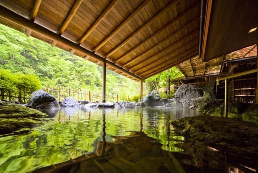 Nishiyama Onsen Keiunkan