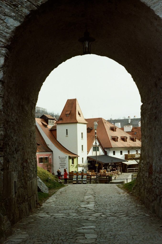 image Cesky Krumlov anastasiia mazurok btypeTM4lo4 unsplash 1