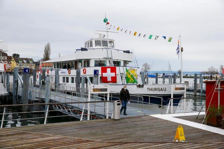 Un crucero de Suiza ha sido convertido en un centro de vacunación contra el COVID-19