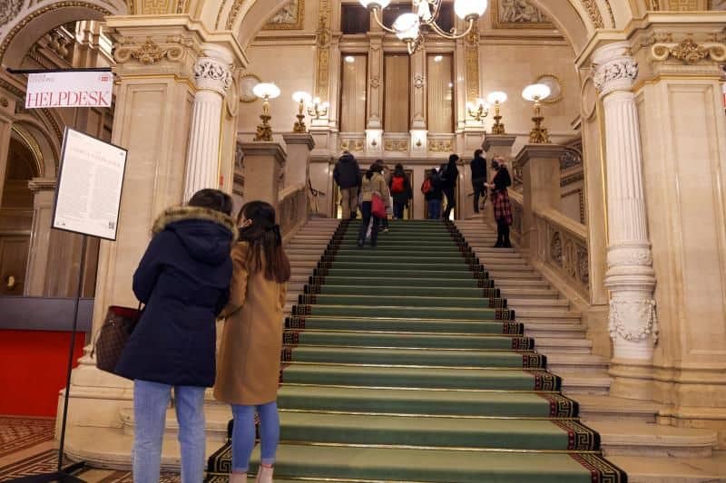 La Ópera de Viena se reinventa como museo para poder abrir sus puertas al público