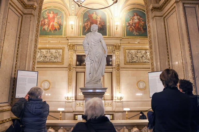 La Ópera de Viena se reinventa como museo para poder abrir sus puertas al público