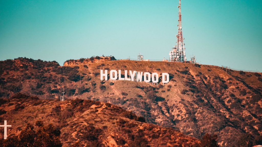 image cartel de Hollywood vincentas liskauskas ErMkvcFla74 unsplash 1