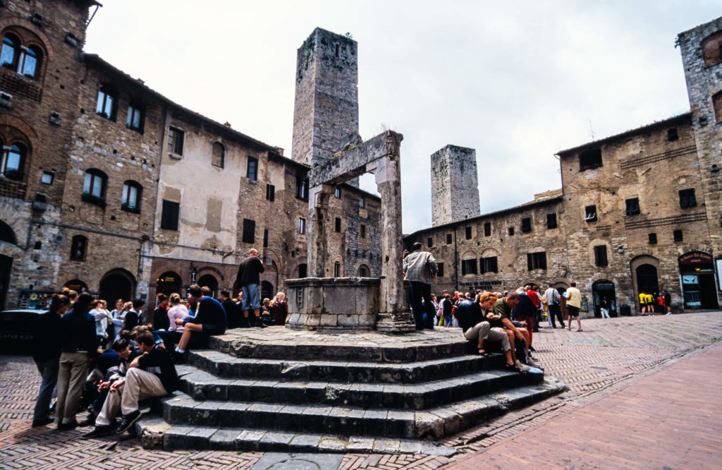 image San Gimignano 49887229356 faebca9290 k 1