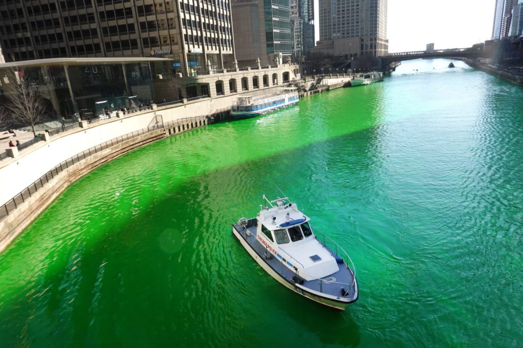 Estados Unidos: Chicago tiñó uno de sus ríos de verde para celebrar el día de San Patricio