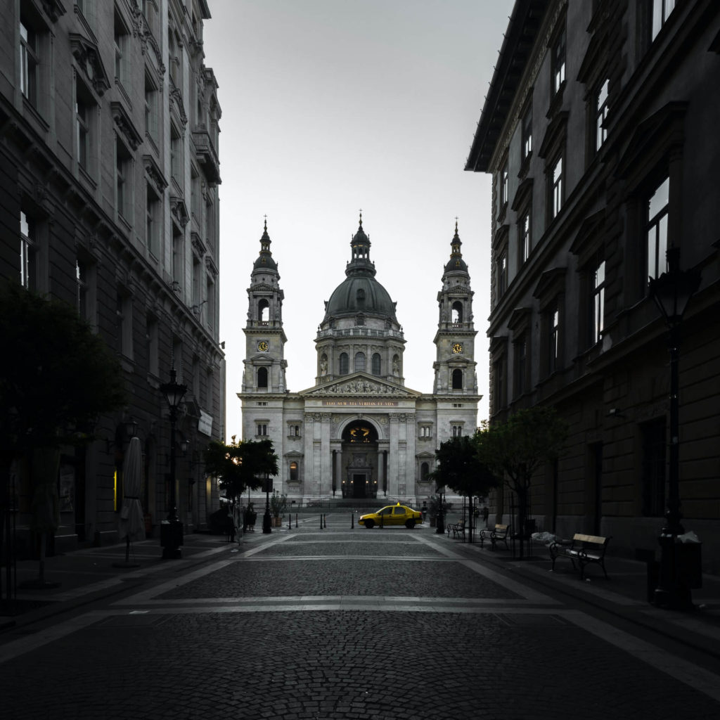 image gratis en Budapest daniel olah RGeWvvLlEaA unsplash 1