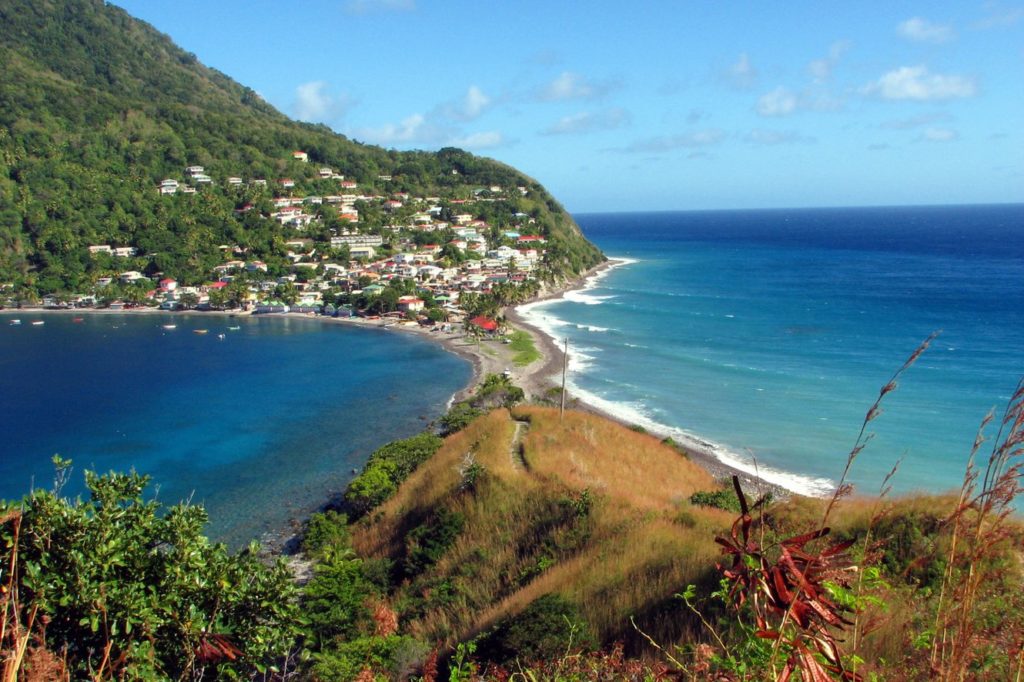 La isla de Dominica ofrece una visa por tiempo extendido para trabajar de forma remota desde allí