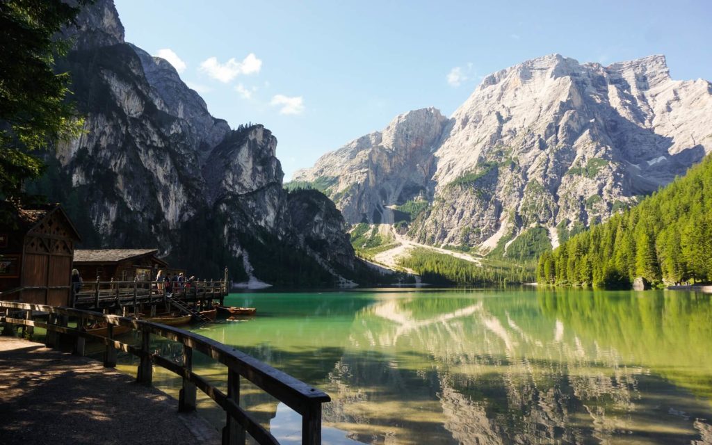 image Lago Braies erik rosner ZbS5V3mFVSQ unsplash 1