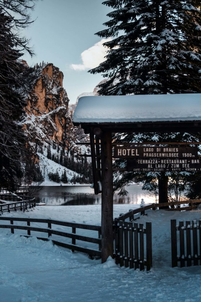 image Lago Braies filippo ruffini FXWuaBotoA0 unsplash 1