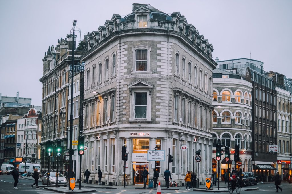 Inglaterra lanzó una declaración de viaje obligatoria para las personas que viajen al extranjero