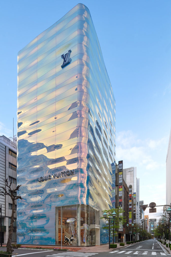 tienda de Louis Vuitton en Tokio