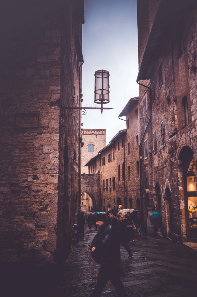 image San Gimignano patrick baum ecrGlRxGoGc unsplash 1