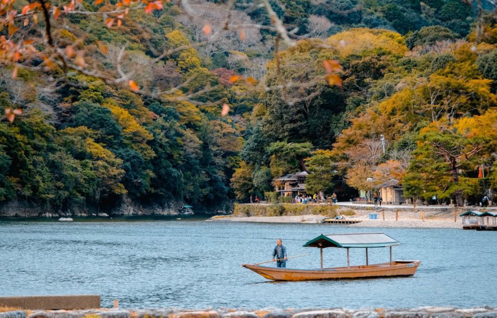 image Arashiyama topcools tee 9X2BMAa0Iyg unsplash 1