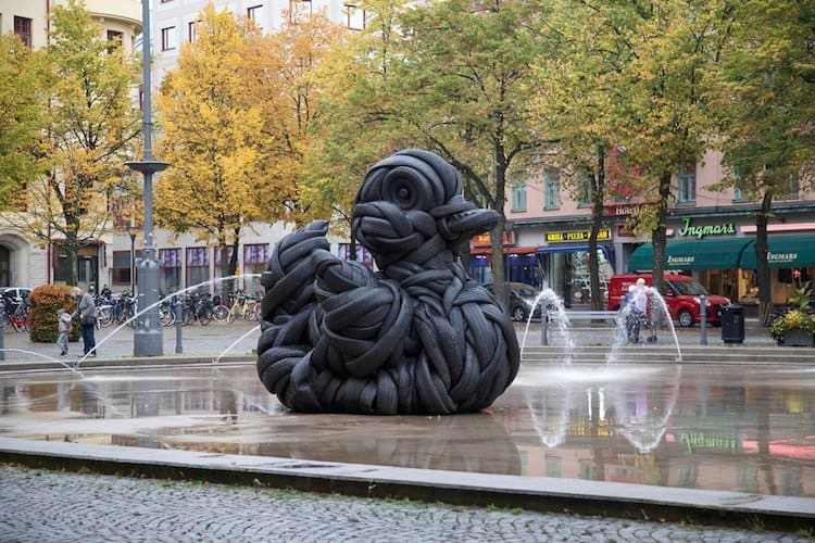 image viajar gratis a la luna villu jaanisoo recycled tire rubber duck sculpture 8 1