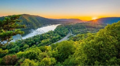 West-Virginia-Weverton-Cliffs