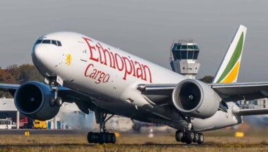 Un avión de la aerolínea Ethiopian Airlines aterrizó en un aeropuerto en construcción por error