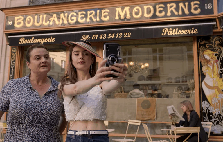 image emily en paris elle emily in paris panaderia boulangerie moderne 1602086431