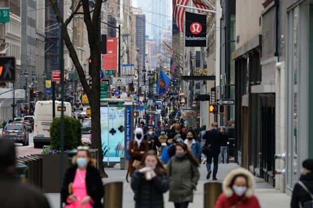 La ciudad de Nueva York planea "abrir completamente" de nuevo a partir de Julio 2021