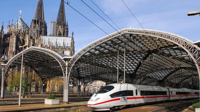 Alemania firma un acuerdo para reemplazar con conexiones ferroviarias de alta velocidad las rutas que actualmente solo tienen vuelos de corta distancia