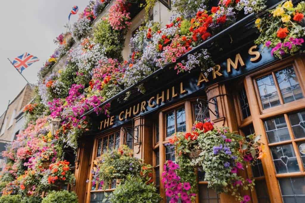 image The Churchill Arms The Churchill Arms pub londres