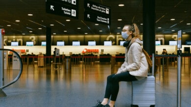 Estados Unidos extiende la obligatoriedad del uso de mascarillas en aeropuertos, autobuses y trenes hasta Septiembre 2021