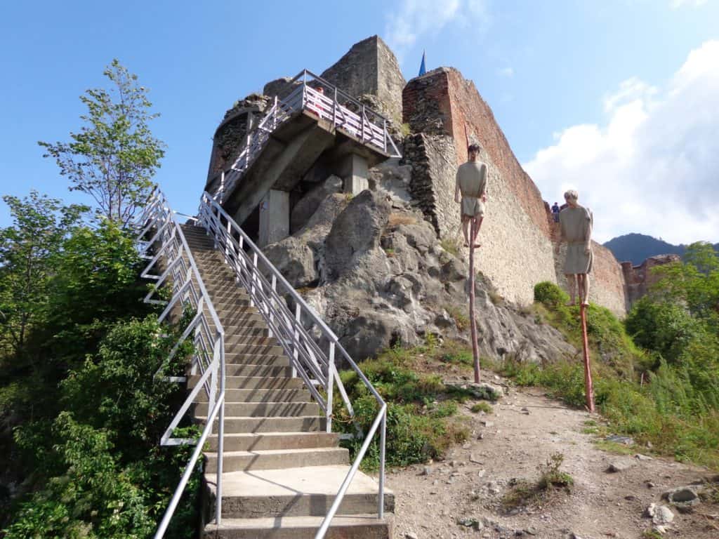 image castillo de dracula cetatea poenari