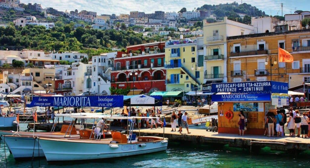 Italia: La isla de Capri declara que muy pronto estará libre de COVID-19 y anuncia que ya se prepara para recibir turistas