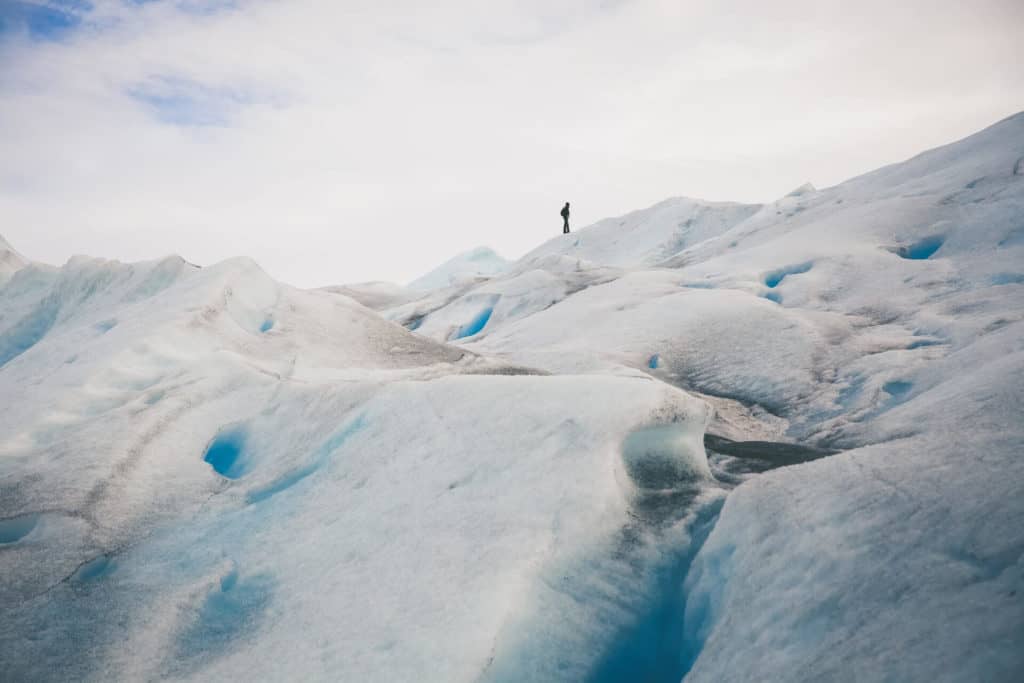 image Caminar en el Glaciar Perito Moreno margo brodowicz 6DXT79UXikY unsplash 1