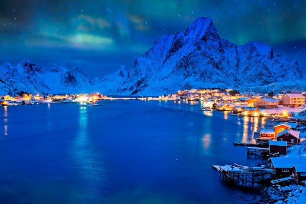 image destinos naturales reine pueblo noche islas lofoten noruega 163782 2839