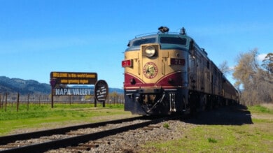 tren-del-vino-del-Valle-de-Napa-regresa-a-su-histórico-servicio