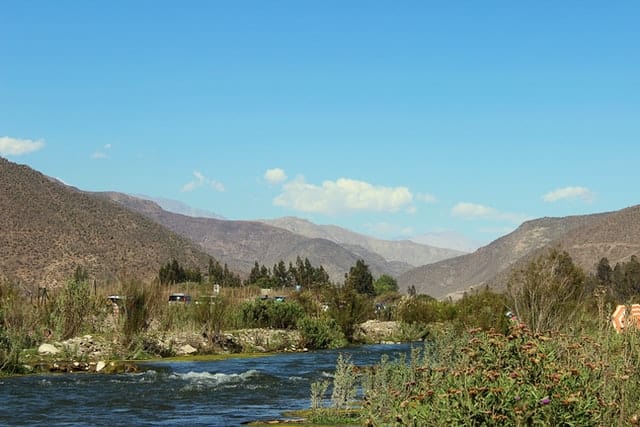 Glamping en Chile | Valle del Elqui, reconocido internacionalmente por la observación astronómica. Photo by Jael Rodriguez on Unsplash