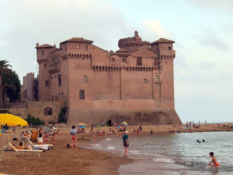 Playas cerca de Roma: Santa Severa