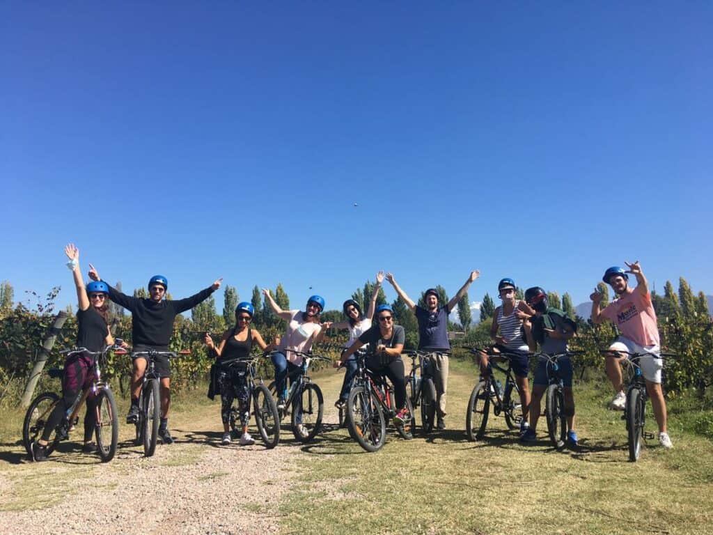 image Recorrer los viñedos de Mendoza en bicicleta Bike por Bodegas