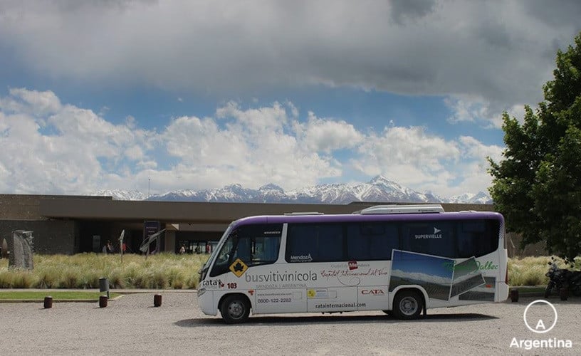 Bus vitivinícola en Mendoza