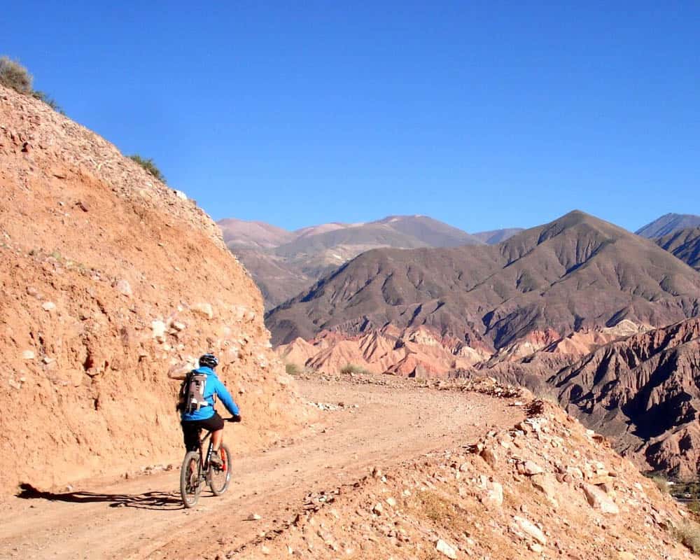 image turismo aventura en argentina mountainbike en tilcara jujuy