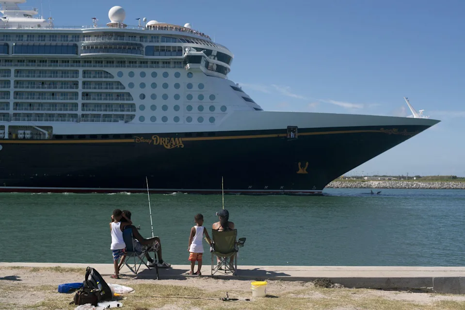 Crucero de Disney, la compañía suspende las pruebas de navegación