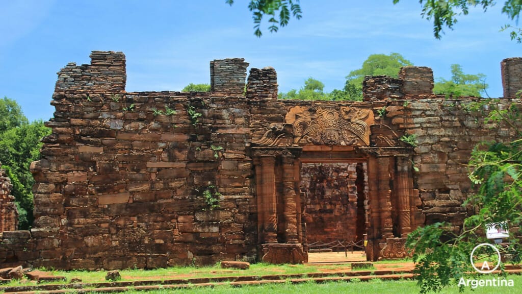 que hacer y dónde hospedarse en iguazú: Ruinas de San Ignacio