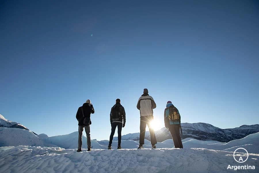 joaquin y 3 personas mas en el glaciar