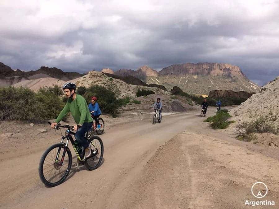 recorrido en bici del valle de la luna