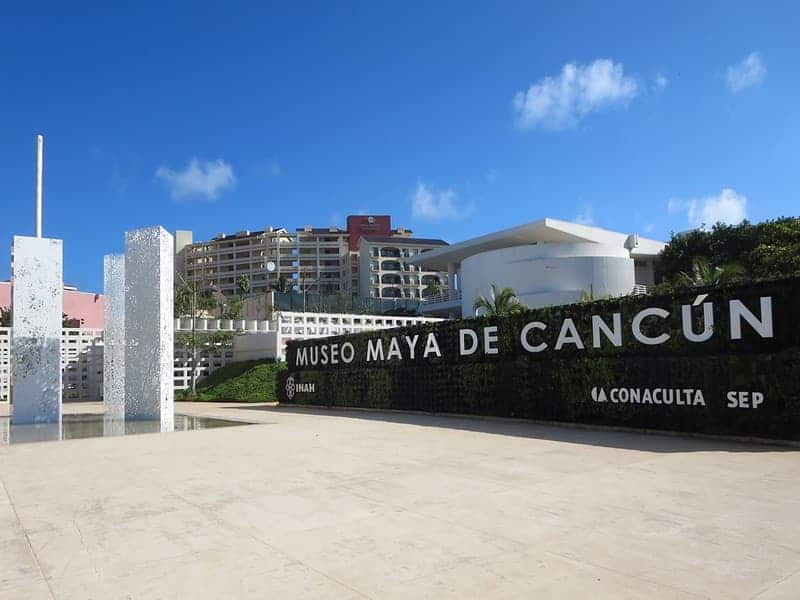 Cancún-con-lluvia