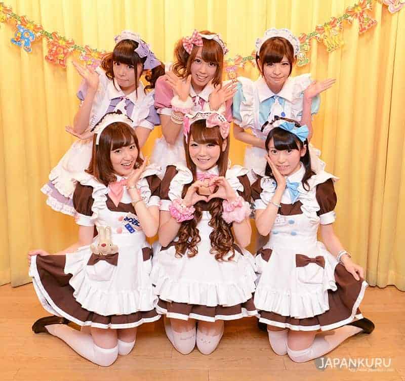 Maid Café, the theme restaurant in Japan to feel like a child